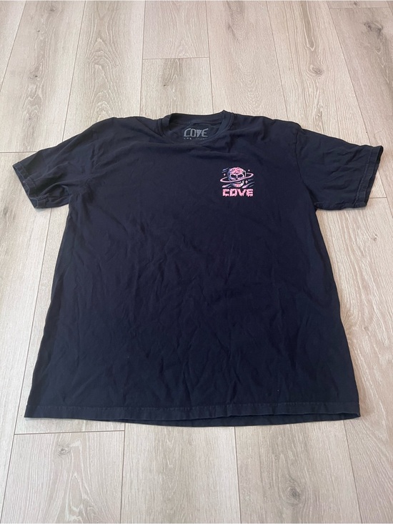 Cove Other - Cove Black Short Sleeve Crew Tee with Pink Chest Graphic